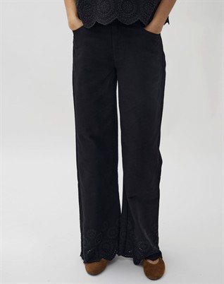 Amarillo Scallop Jeans